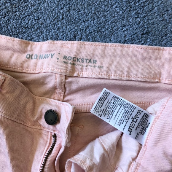 Light pink lightly worn torn jeans - Picture 3 of 3